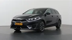 Zwart Gebruikt 2024 Kia Ceed GT-Line Stationwagen | € 30.835 (Eerlijke prijs)