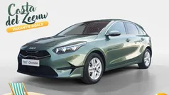 Groen Nieuw 2024 Kia Ceed Hatchback | € 29.440 (Eerlijke prijs)