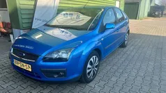 Blauw Gebruikt 2006 Ford Focus Hatchback | € 2.495 (Eerlijke prijs)