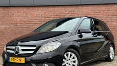 Zwart Gebruikt 2012 Mercedes B180 MPV | € 11.995 (Eerlijke prijs)