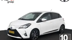 Wit Gebruikt 2018 Toyota Yaris Hybrid Design Hatchback | € 15.400 (Eerlijke prijs)