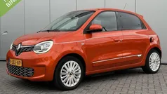 Oranje Gebruikt 2021 Renault Twingo Vibes Hatchback | € 12.435 (Eerlijke prijs)