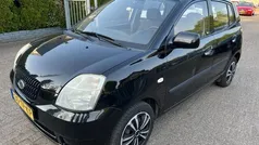 Zwart Gebruikt 2006 Kia Picanto Light Hatchback | € 1.100 (Eerlijke prijs)