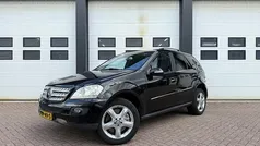 Zwart Gebruikt 2008 Mercedes ML500 SUV | € 16.995 (Eerlijke prijs)