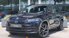 Zwart Gebruikt 2020 Skoda Karoq SportLine SUV | € 23.900 (Eerlijke prijs)
