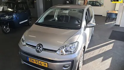 Grijs Occasion 2018 VW up! high up! Hatchback | € 9.250 (Eerlijke prijs)