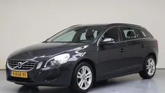 Grijs Gebruikt 2012 Volvo V60 Momentum Stationwagen | € 10.450 (Eerlijke prijs)