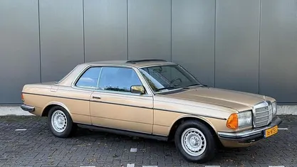 Occasion Mercedes 230 136 PK (100 kW) 1981