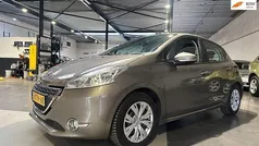 Gebruikt 2013 Peugeot 208 Envy Hatchback | € 3.999 (Eerlijke prijs)