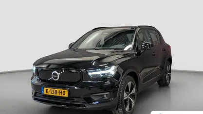 Zwart Occasion 2020 Volvo XC40 R-Design SUV | € 25.795 (Eerlijke prijs)