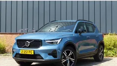 Blauw Gebruikt 2024 Volvo XC40 Plus SUV | € 43.950 (Eerlijke prijs)