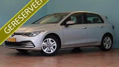 Zilver Gebruikt 2021 VW Golf VIII Life Hatchback | € 18.899 (Goede deal)