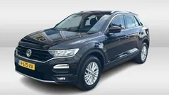 Gebruikt 2020 VW T-Roc Style SUV | € 17.750 (Eerlijke prijs)