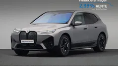 Grijs, metallic lak Gebruikt 2022 BMW iX Executive SUV | € 48.880 (Eerlijke prijs)