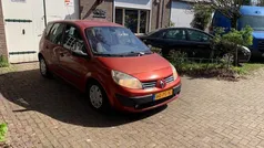 Rood Gebruikt 2004 Renault Scénic II Authentique MPV | € 1.495 (Eerlijke prijs)