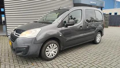 Occasion Citroën Berlingo Business Class 99 PK (72 kW) 2017 Grijs MPV