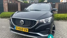 Zwart Gebruikt 2020 MG ZS Luxury Sedan | € 12.850 (Goede deal)