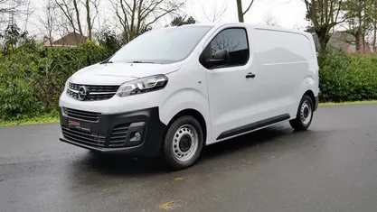 Gebruikt 2023 Opel Vivaro MPV | € 26.950 (Goede deal)