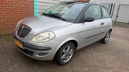 Grijs Occasion 2006 Lancia Ypsilon Hatchback | € 2.750 (Eerlijke prijs)