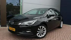 Zwart Gebruikt 2017 Opel Astra Innovation Hatchback | € 15.900 (Eerlijke prijs)
