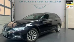 Zwart Gebruikt 2023 VW Passat Business Stationwagen | € 23.499 (Super prijs)