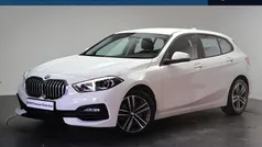 Wit Gebruikt 2020 BMW 118 Executive Hatchback | € 26.950 (Eerlijke prijs)