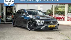 Zwart Gebruikt 2020 Mercedes A180 Premium Plus Hatchback | € 24.950 (Goede deal)