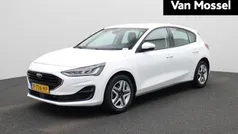 Wit Gebruikt 2022 Ford Focus Hatchback | € 17.400 (Eerlijke prijs)
