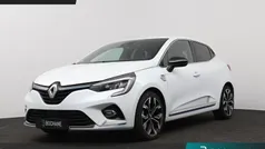 Gebruikt 2021 Renault Clio V Hatchback | € 19.295 (Eerlijke prijs)