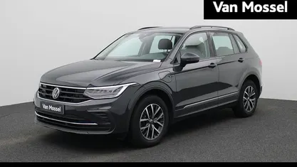 Grijs Gebruikt 2022 VW Tiguan Pro SUV | € 26.900 (Super prijs)