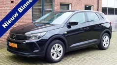 Zwart Gebruikt 2022 Opel Grandland X Edition SUV | € 23.449 (Eerlijke prijs)