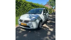 Wit Gebruikt 2010 Dacia Sandero Ambiance Hatchback | € 1.999 (Goede deal)