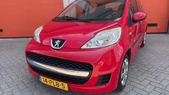Rood Gebruikt 2011 Peugeot 107 Hatchback | € 3.950 (Eerlijke prijs)