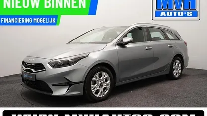 Grijs (metallic) Gebruikt 2021 Kia Ceed Sportswagon Stationwagen | € 15.999 (Eerlijke prijs)