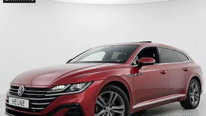 Rood Occasion 2021 VW Arteon Business+ Stationwagen | € 28.445 (Eerlijke prijs)
