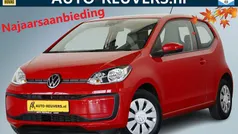 Rood Gebruikt 2017 VW up! take up! Hatchback | € 7.900 (Eerlijke prijs)