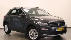 Grijs Gebruikt 2021 VW T-Roc Style SUV | € 26.945 (Goede deal)
