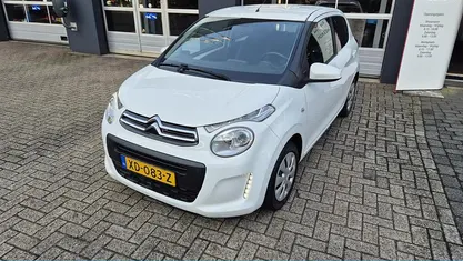 Wit Occasion 2018 Citroën C1 Feel Hatchback | € 8.450 (Eerlijke prijs)