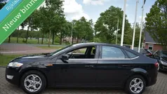 Zwart Gebruikt 2009 Ford Mondeo Ghia Hatchback | € 3.950 (Goede deal)