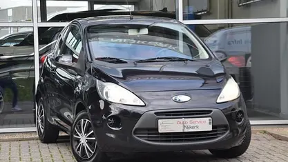 Zwart Gebruikt 2010 Ford Ka Cool & Sound Edition Hatchback | € 1.890 (Eerlijke prijs)