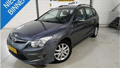 Grijs Gebruikt 2011 Hyundai i30 Stationwagen | € 3.300 (Eerlijke prijs)