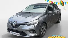 Grijs Gebruikt 2023 Renault Clio V Evolution Hatchback | € 14.935 (Goede deal)