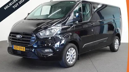 Zwart Gebruikt 2024 Ford Transit Custom Trend Van | € 33.690 (Eerlijke prijs)