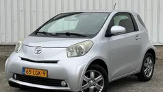 Grijs Gebruikt 2010 Toyota iQ Hatchback | € 6.499 (Eerlijke prijs)