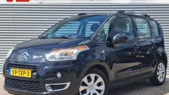 Zwart, metallic lak Gebruikt 2012 Citroën C3 Picasso Tendance MPV | € 5.948 (Eerlijke prijs)
