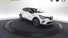 Gebruikt 2023 Renault Captur Techno SUV | € 26.400 (Eerlijke prijs)