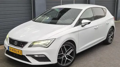 Gebruikt 2019 Seat Leon Business Hatchback | € 15.950 (Eerlijke prijs)