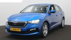 Blauw (metallic) Gebruikt 2020 Skoda Scala Ambition Hatchback | € 17.450 (Eerlijke prijs)