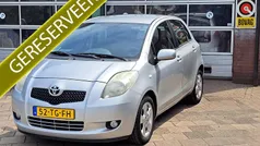 Grijs Gebruikt 2006 Toyota Yaris Luna Hatchback | € 4.750 (Goede deal)