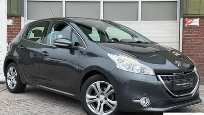 Occasion 2013 Peugeot 208 Allure Hatchback | € 6.799 (Goede deal)